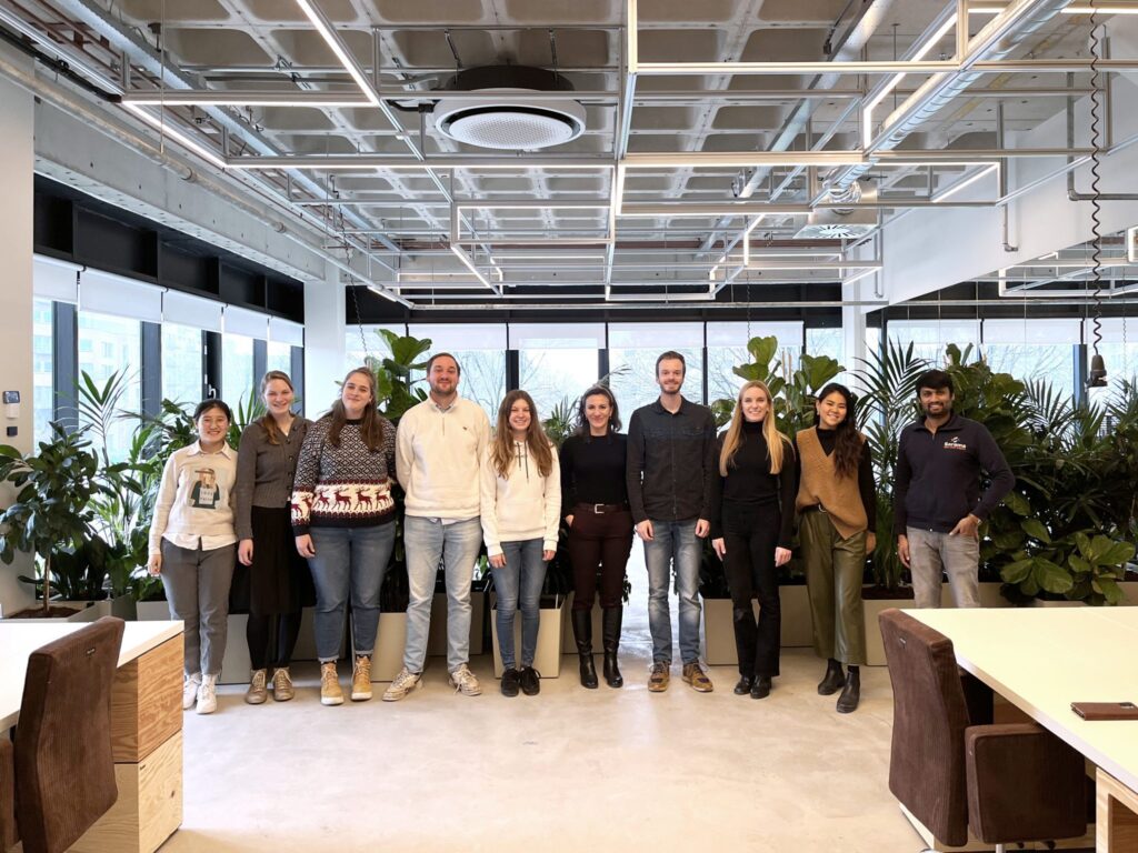 MOSS Lab 3.0 research team and Wageningen University students collaborating on workplace well-being and biophilic design research.